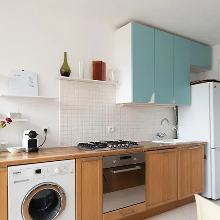 Beautiful T2 2 Steps From The Canal St-martin *